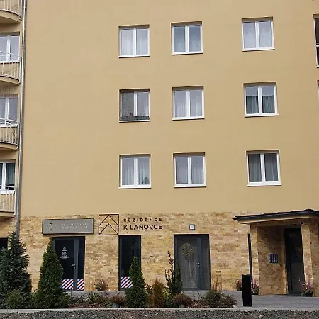 Atom Apartment